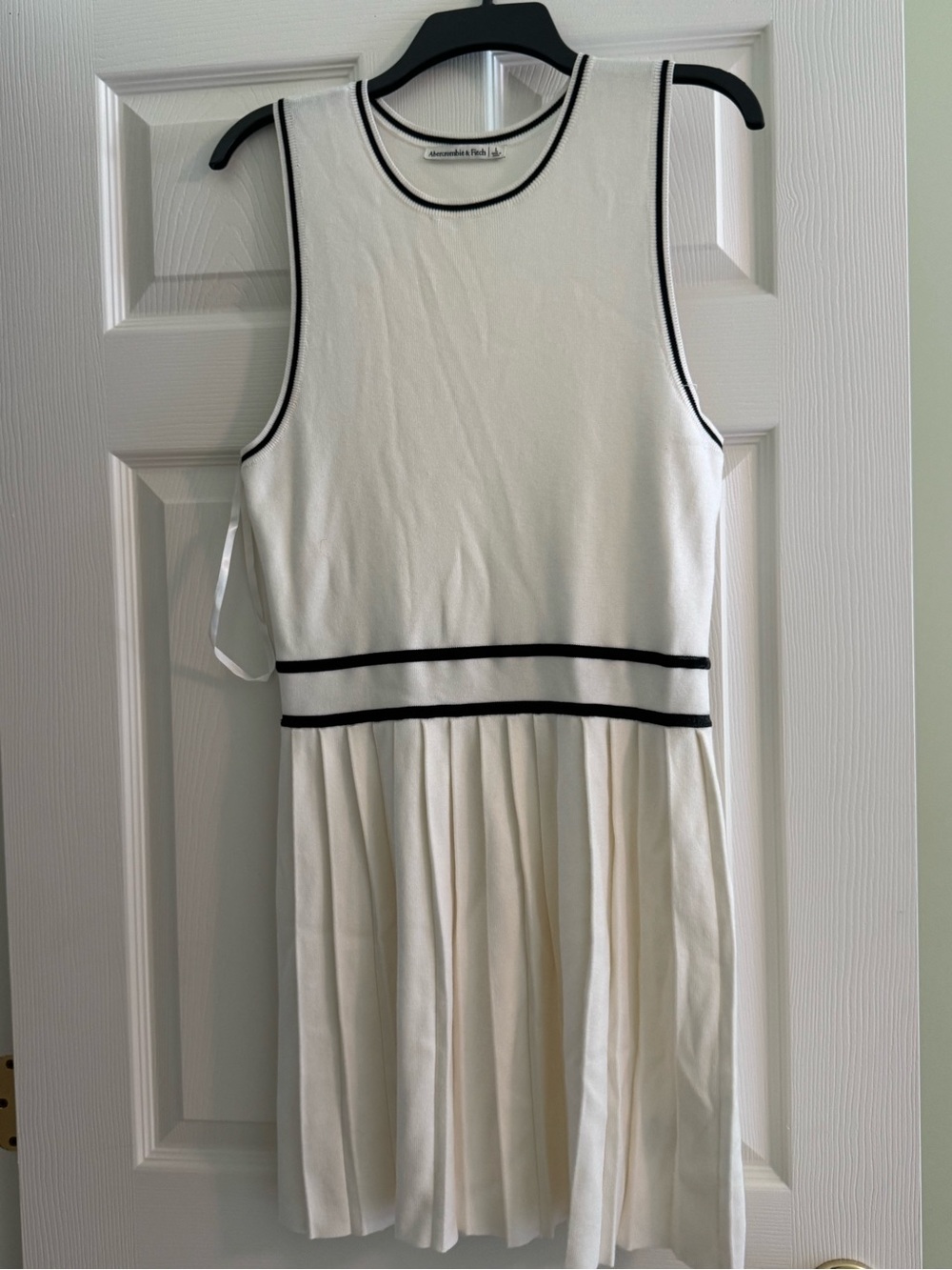Abercrombie & Fitch White Knit Dress with Pleated Skirt